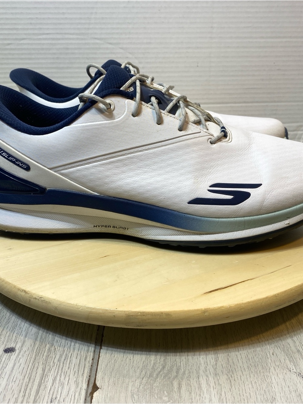 Skechers Go Golf Arch Fit Slip Ins Men’s Shoes White Navy 12W